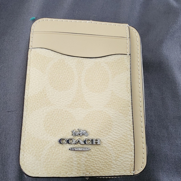 Coach Handbags - Coach Cream Wallet